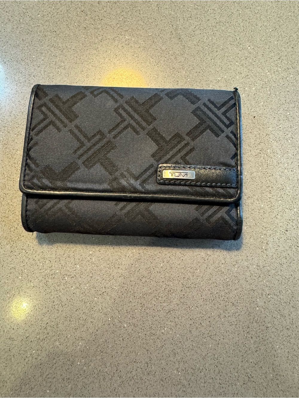 Tumi Black Jacquard Signature Trifold Wallet - Picture 1 of 6